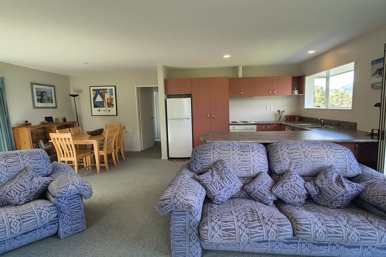 Photo of property in 19 Seaview Lane, Wainui, French Farm, 7582