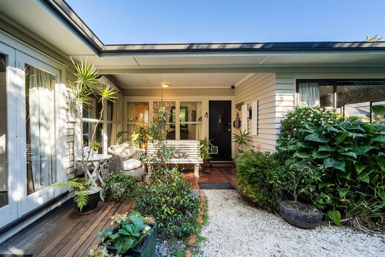 Photo of property in 1/37 Wolsley Avenue, Milford, Auckland, 0620
