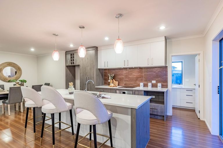 Photo of property in 332 Harbourside Drive, Karaka, Papakura, 2113