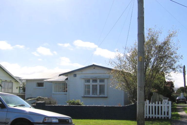 Photo of property in 19 North Street, Petone, Lower Hutt, 5012