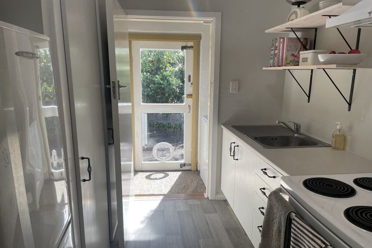 Photo of property in 19 Park Road, Carterton, 5713