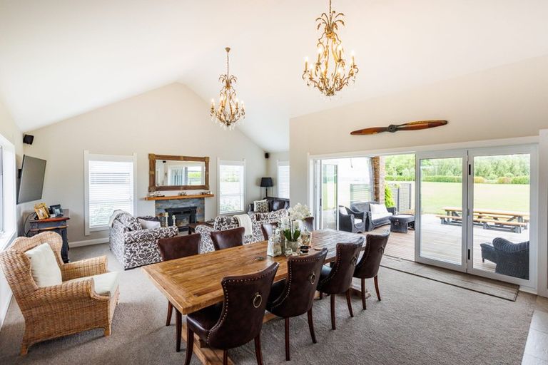 Photo of property in 167 Oroua Road, Kairanga, Palmerston North, 4475