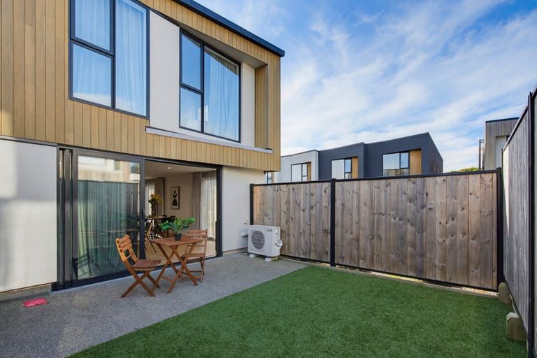 Photo of property in 21/10 Trieste Way, Paraparaumu, 5032