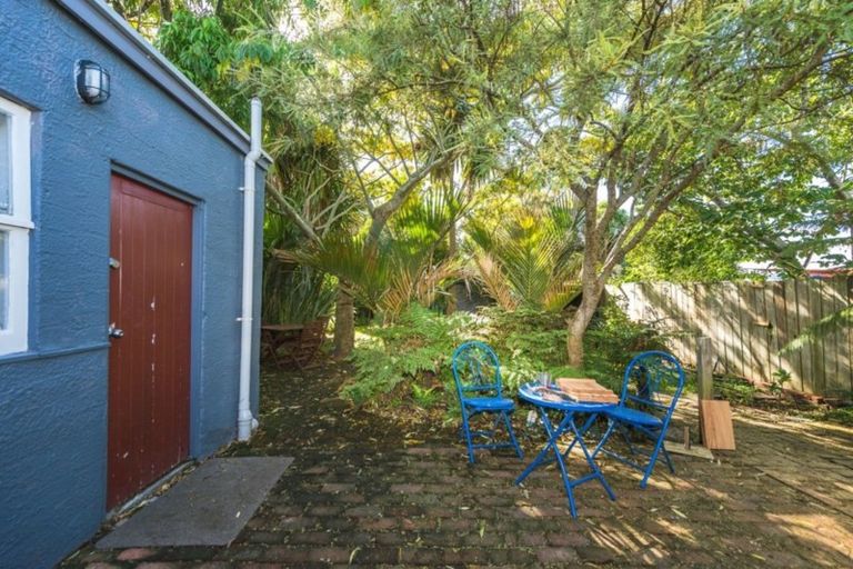 Photo of property in 74 Harrison Street, Whanganui, 4500