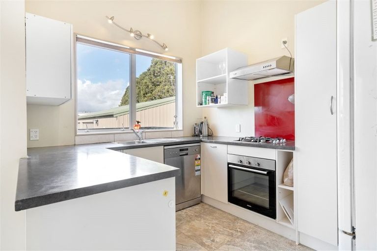 Photo of property in 1021 Old North Road, Waimauku, 0882