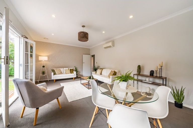 Photo of property in 2 Wood Street, Wallaceville, Upper Hutt, 5018