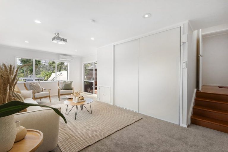 Photo of property in 7 Charmaine Road, Torbay, Auckland, 0630