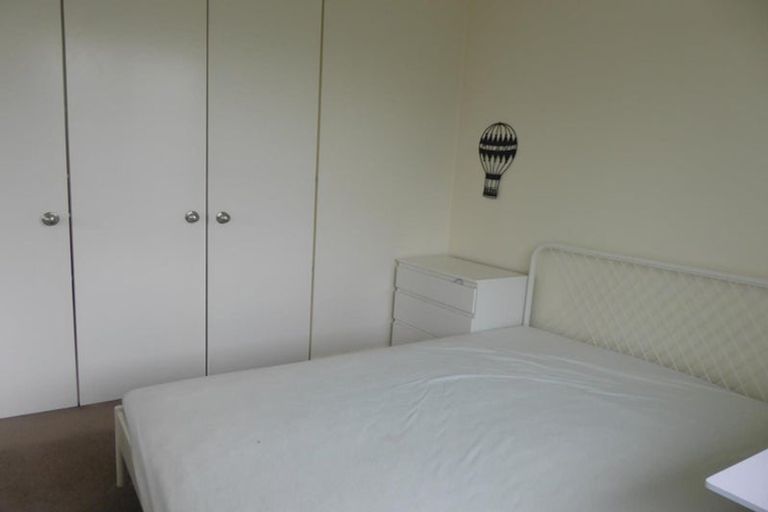 Photo of property in Terrace Tower Apartments, 9f/126 The Terrace, Wellington Central, Wellington, 6011