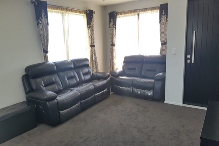 Photo of property in 2 Dow Square, Wigram, Christchurch, 8025