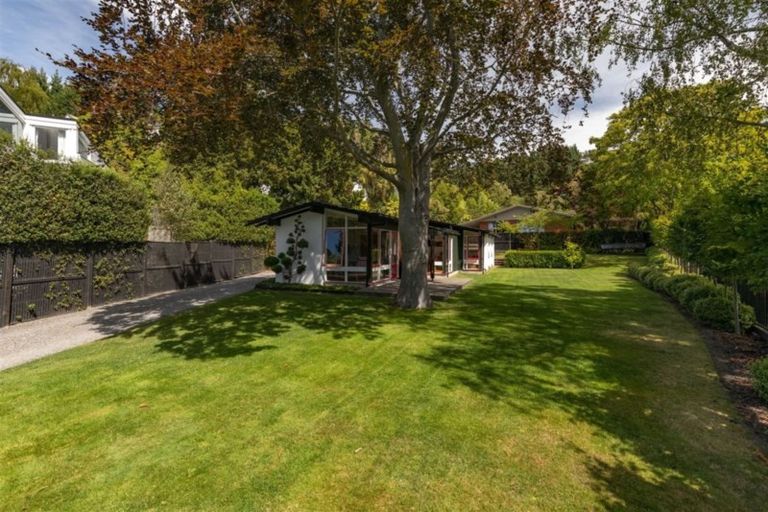 Photo of property in 21 Gunns Crescent, Cashmere, Christchurch, 8022