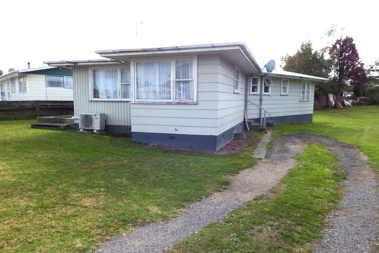 Photo of property in 15 Vera Street, Marton, 4710