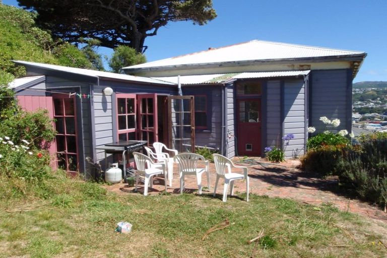 Photo of property in 11 Vogel Street, Mount Victoria, Wellington, 6011
