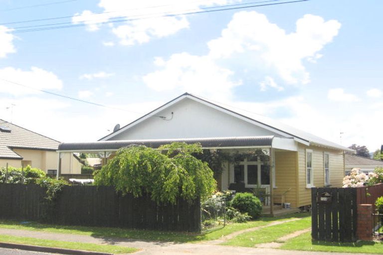 Photo of property in 122 Victoria Street, Cambridge, 3434