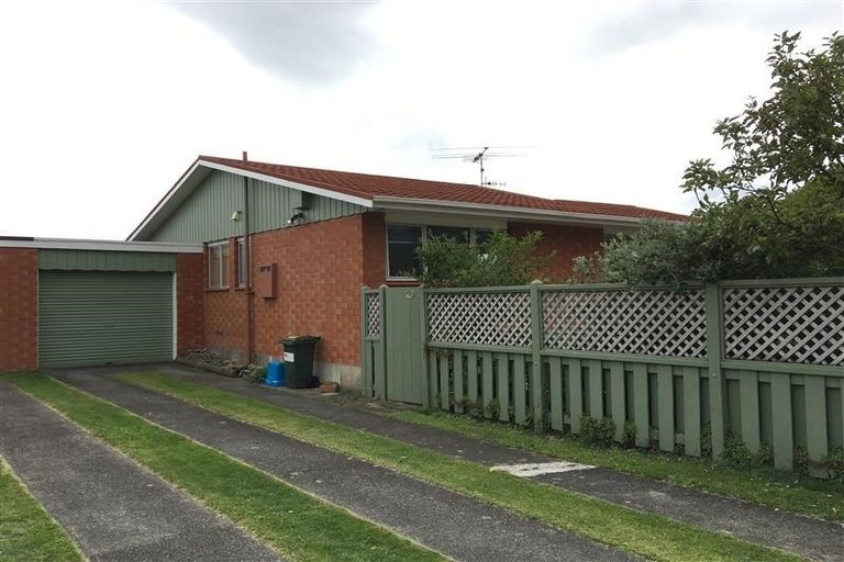 Photo of property in 34 Sylvan Avenue, Waikanae, 5036