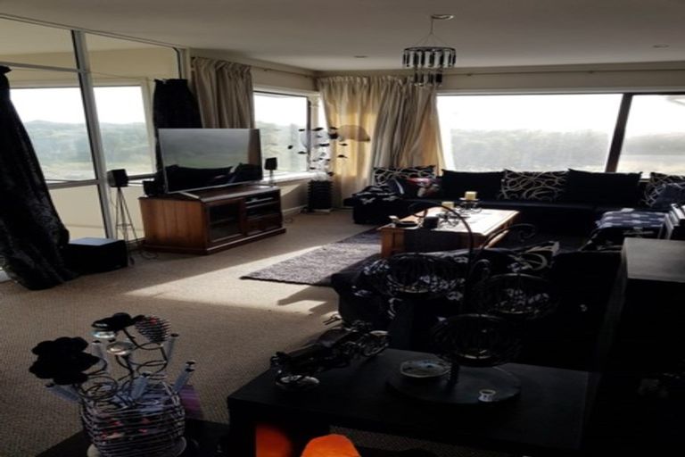 Photo of property in 443 Marine Parade, South New Brighton, Christchurch, 8062