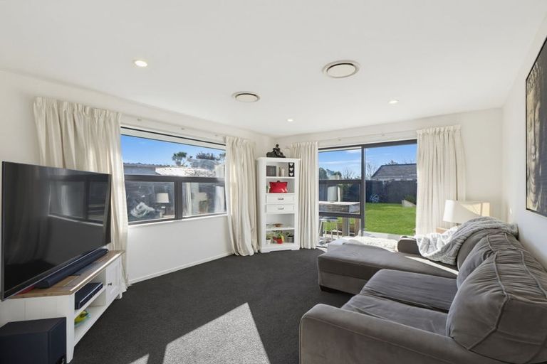 Photo of property in 35 Marriotts Road, North New Brighton, Christchurch, 8083