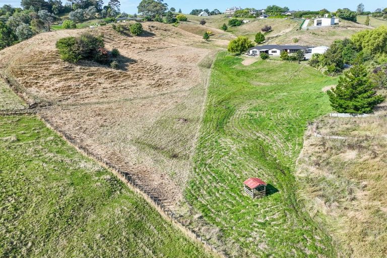 Photo of property in 25 Nilgiri Road, Poraiti, Napier, 4182