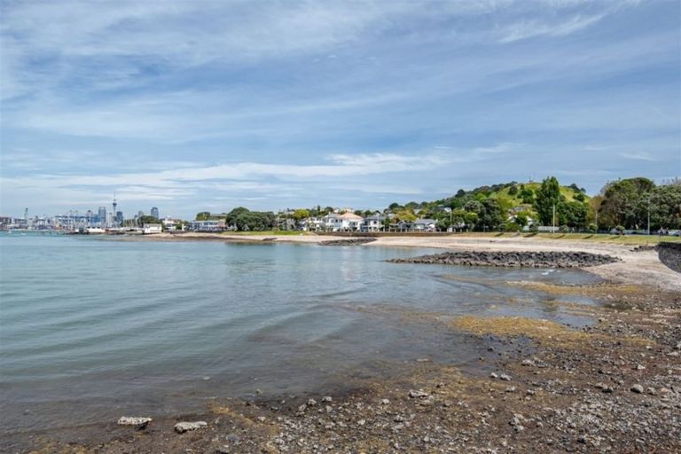 Photo of property in 3/5 Tui Street, Devonport, Auckland, 0624