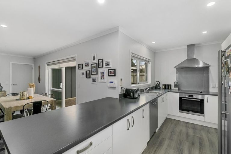 Photo of property in 1398 High Street, Taita, Lower Hutt, 5011