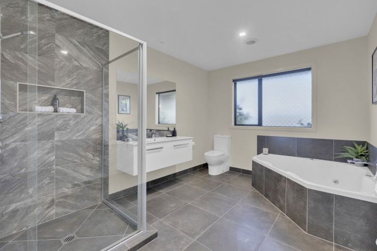 Photo of property in 71 Probert Crescent, Chartwell, Hamilton, 3210