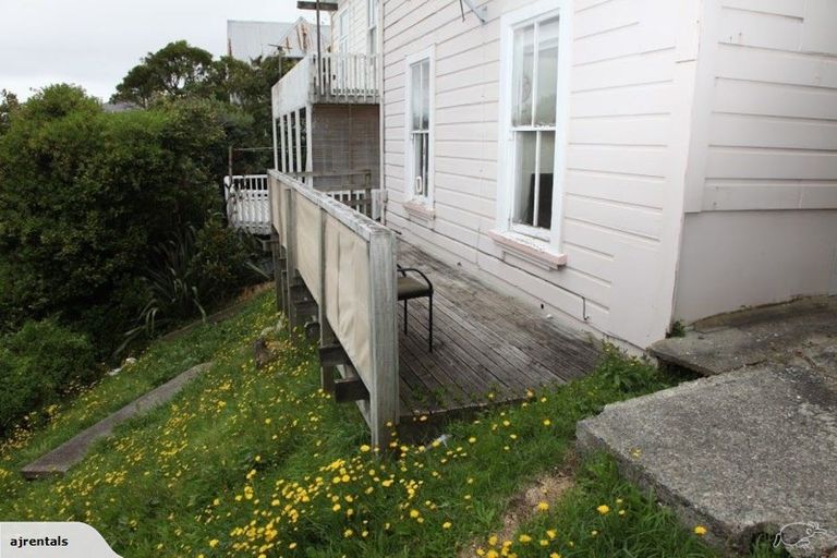 Photo of property in 1/12 Bidwill Street, Mount Cook, Wellington, 6021