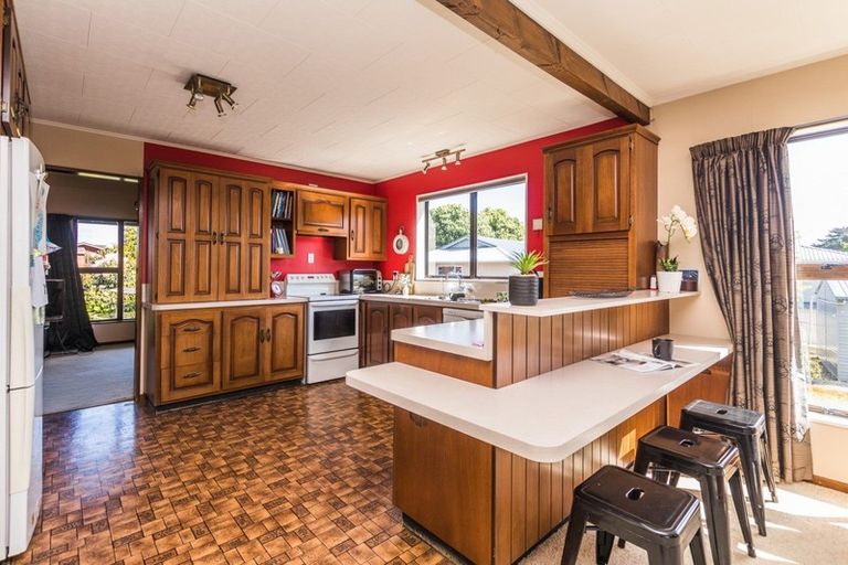 Photo of property in 411 Great North Road, Winton, 9720