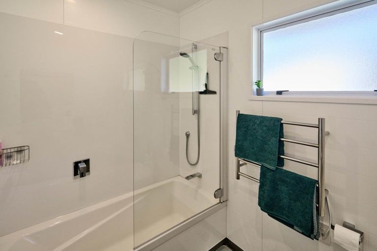 Photo of property in 147 Tirohanga Road, Tirohanga, Lower Hutt, 5010
