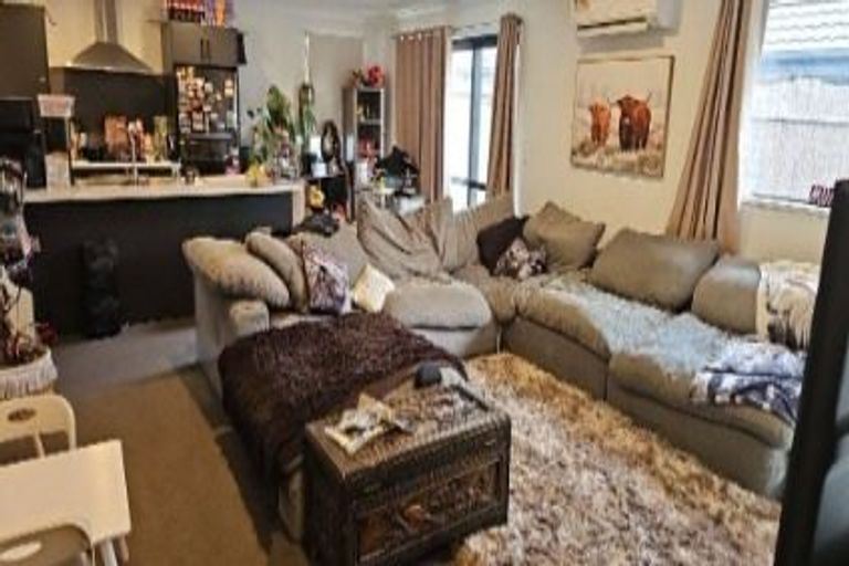 Photo of property in 6 Jasmine Street, Woodend, 7610