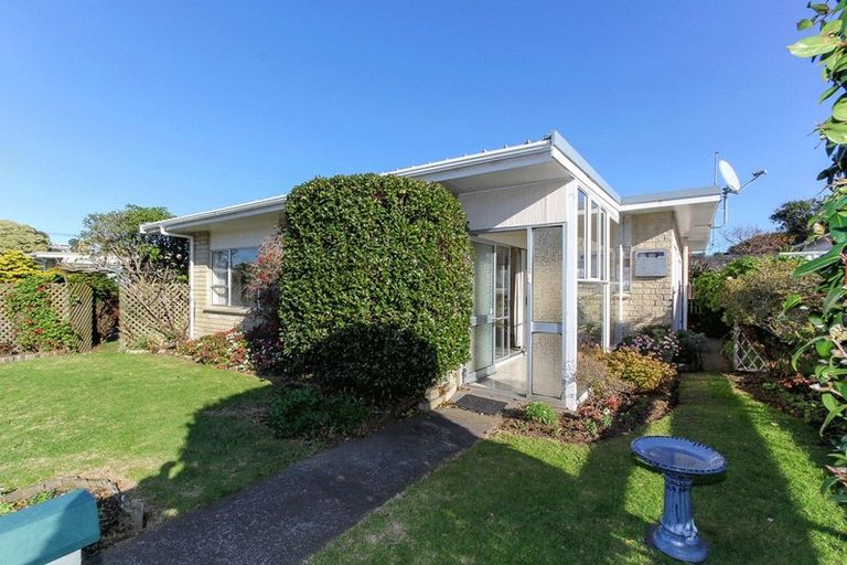 Photo of property in 3a Naumai Place, Spotswood, New Plymouth, 4310