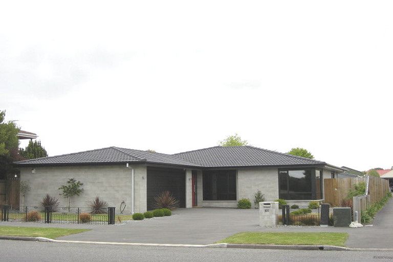 Photo of property in 189 Queenspark Drive, Parklands, Christchurch, 8083