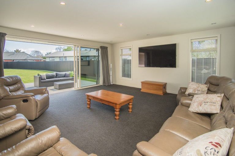 Photo of property in 16 Fox Street, Temuka, 7920