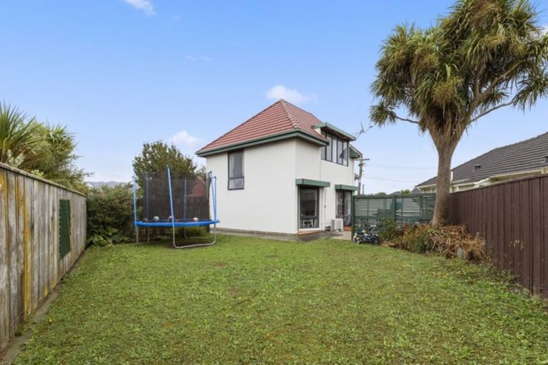 Photo of property in 15 Mcbain Grove, Avalon, Lower Hutt, 5011