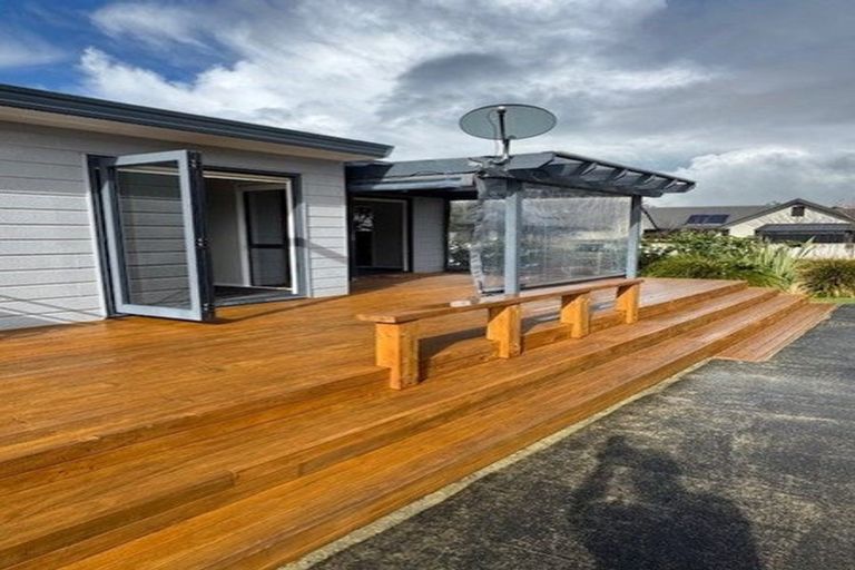Photo of property in 38 Seabreeze Road, Mangawhai Heads, Mangawhai, 0505