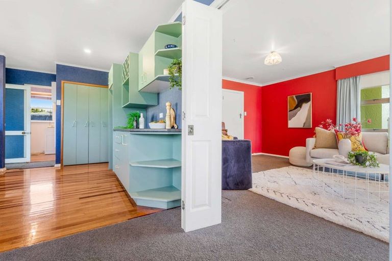 Photo of property in 2 Marsden Place, Awapuni, Palmerston North, 4412