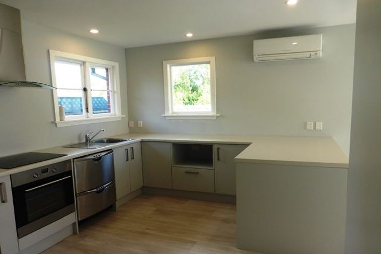 Photo of property in 19 Canberra Place, Redwood, Christchurch, 8051