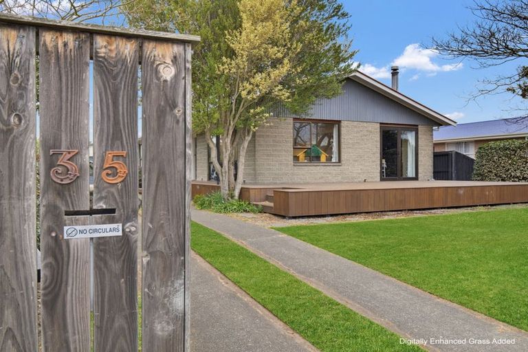 Photo of property in 35 Witham Street, Hornby, Christchurch, 8042