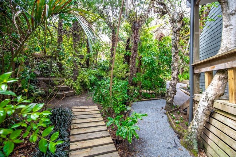 Photo of property in 12 Adams Road, Thornton Bay, Thames, 3575