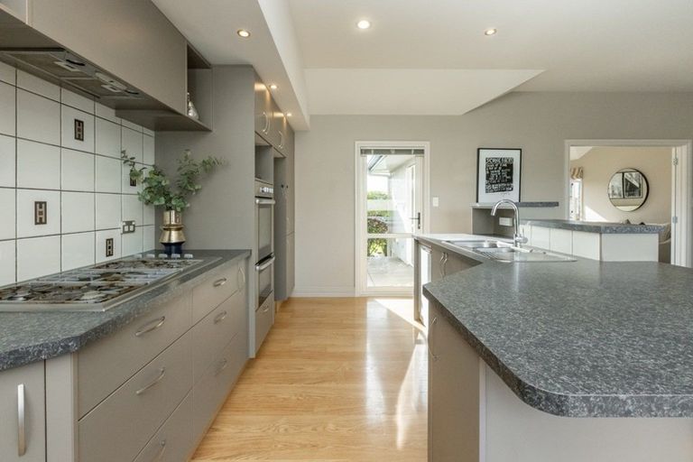 Photo of property in 35 Brooklands Drive, Havelock North, 4130