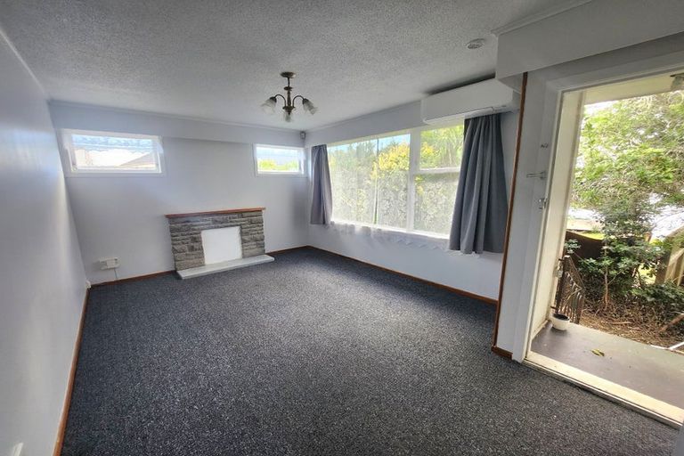 Photo of property in 105 Tidal Road, Mangere, Auckland, 2022