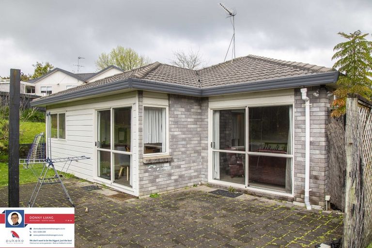 Photo of property in 68 Barbados Drive, Unsworth Heights, Auckland, 0632