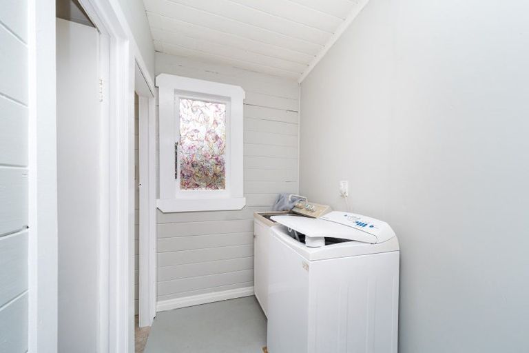 Photo of property in 13 Karaka Street, Tokomaru, Palmerston North, 4474