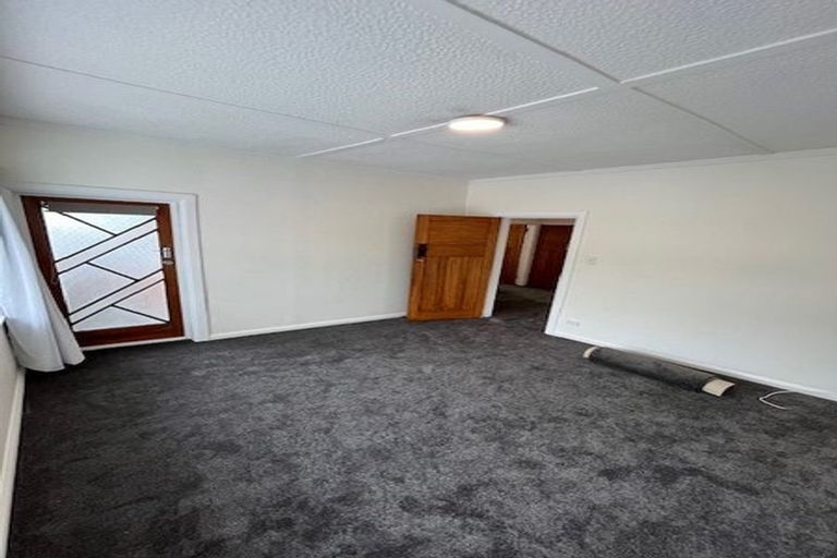 Photo of property in 35 Roxburgh Street, Mount Victoria, Wellington, 6011