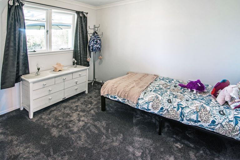 Photo of property in 14 Wavell Crescent, Lansdowne, Masterton, 5810