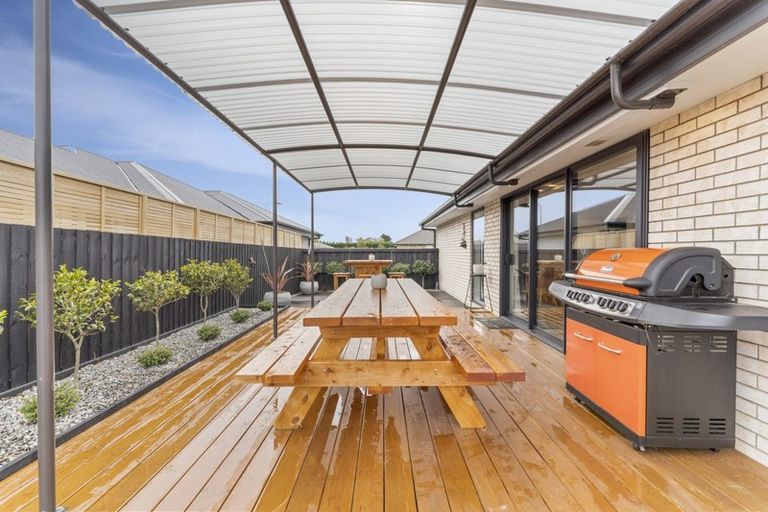 Photo of property in 4 Fearne Drive, Woodend, 7610