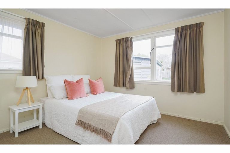 Photo of property in 27 Morley Street, Bryndwr, Christchurch, 8053