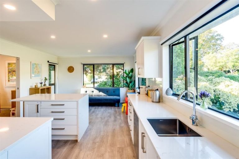 Photo of property in 42 Simla Avenue, Havelock North, 4130