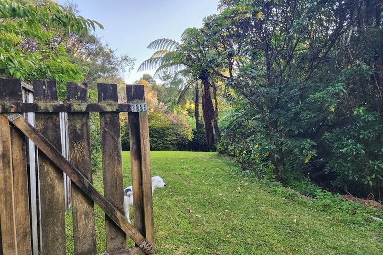 Photo of property in 30 Crest Road, Akatarawa, Upper Hutt, 5372