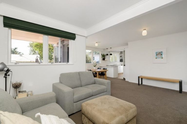 Photo of property in 239b Ngatai Road, Otumoetai, Tauranga, 3110