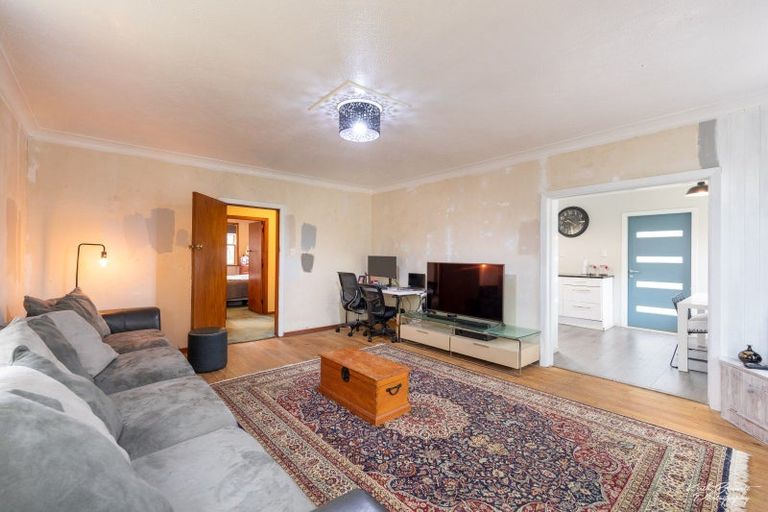 Photo of property in 354 Fergusson Drive, Heretaunga, Upper Hutt, 5018