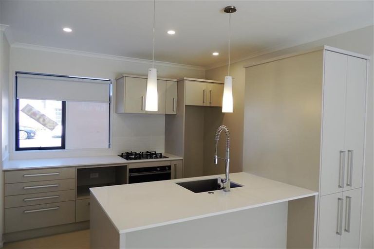 Photo of property in 27 Pencaitland Drive, Flat Bush, Auckland, 2019